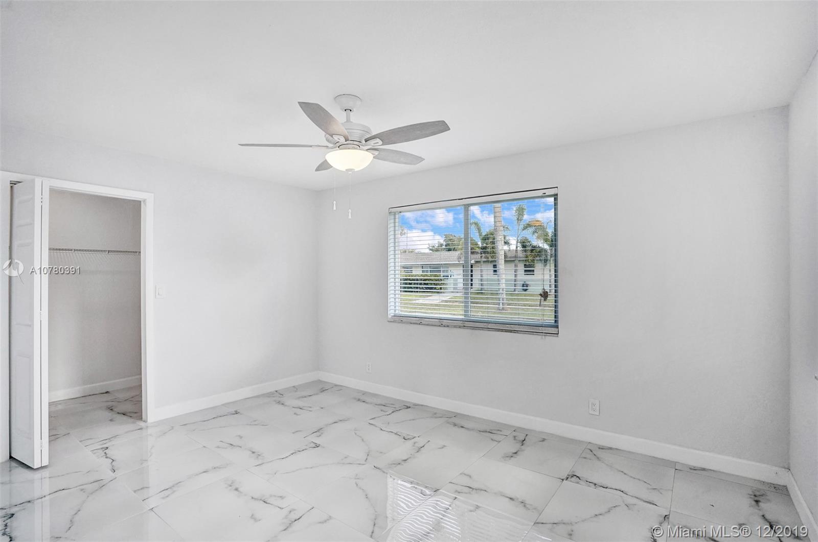 3701 North Longfellow Circle Hollywood, FL 33021 - Photo 17 of 49