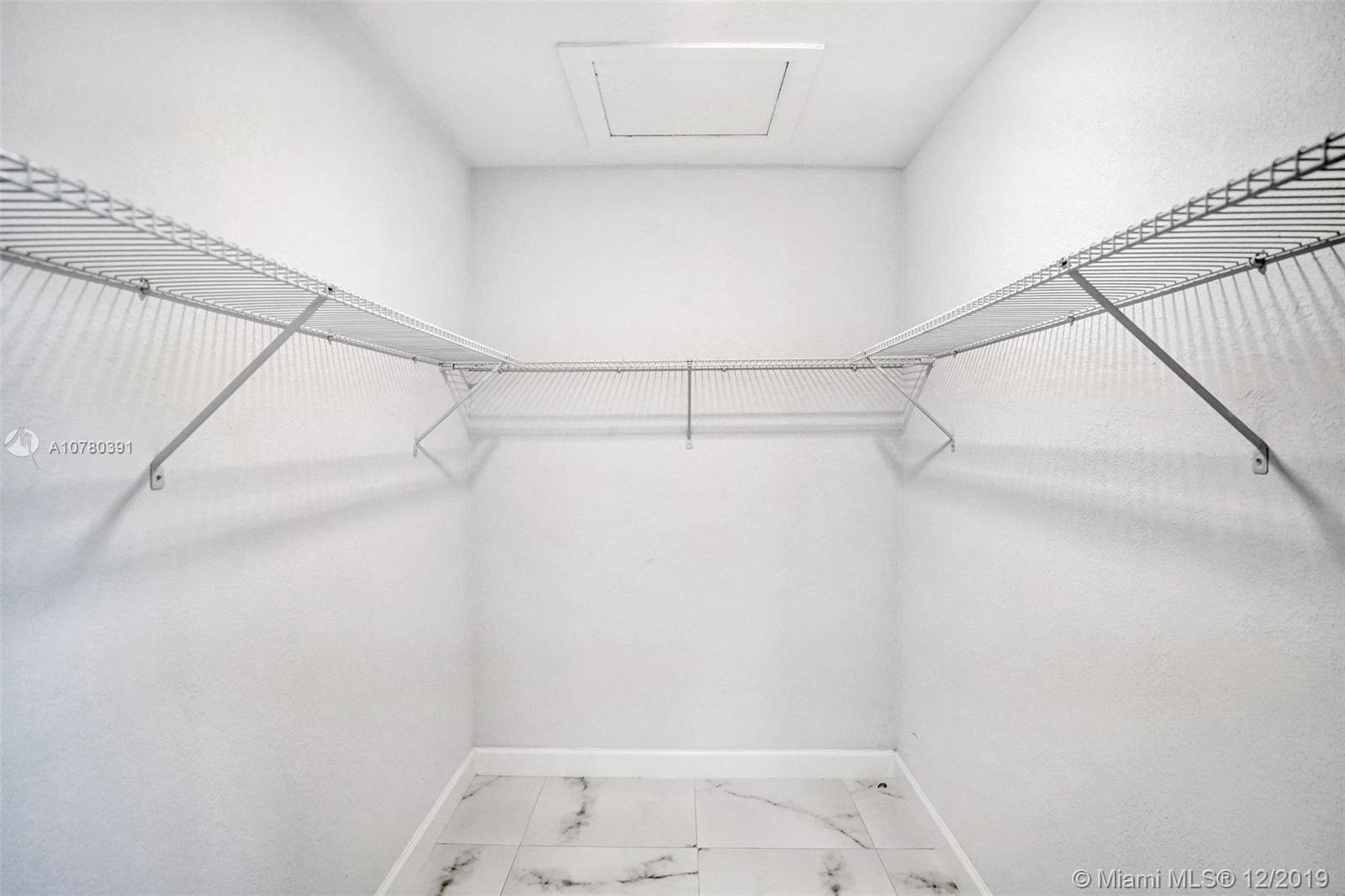 3701 North Longfellow Circle Hollywood, FL 33021 - Photo 20 of 49