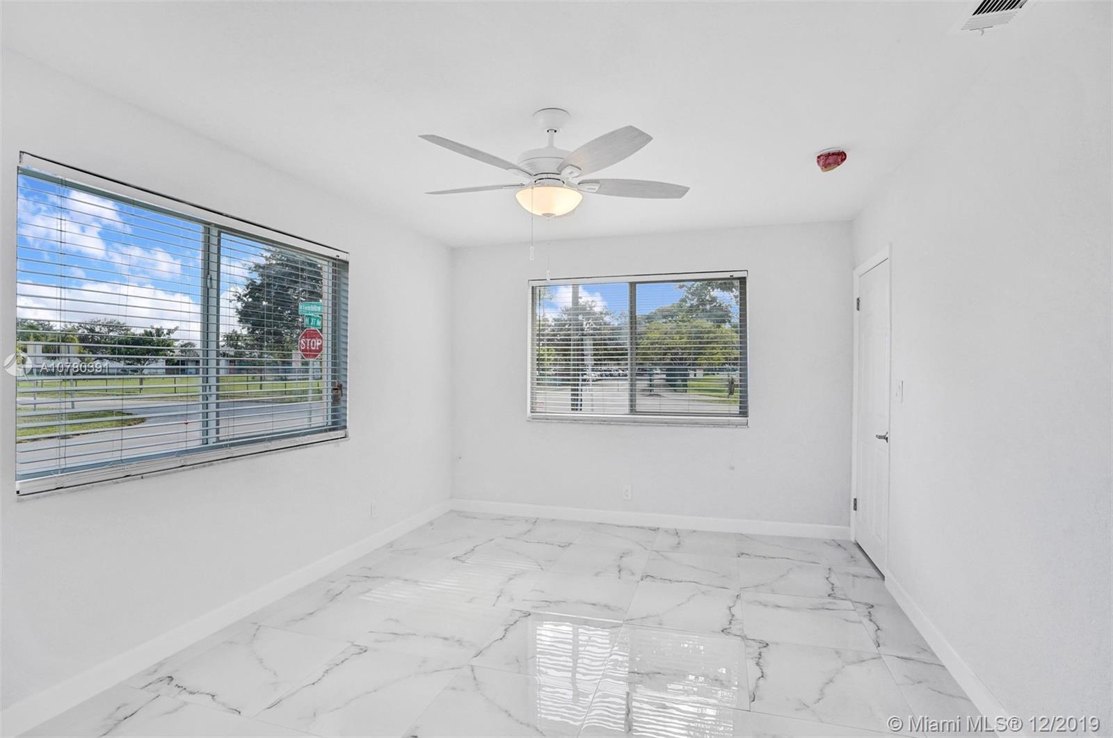 3701 North Longfellow Circle Hollywood, FL 33021 - Photo 21 of 49