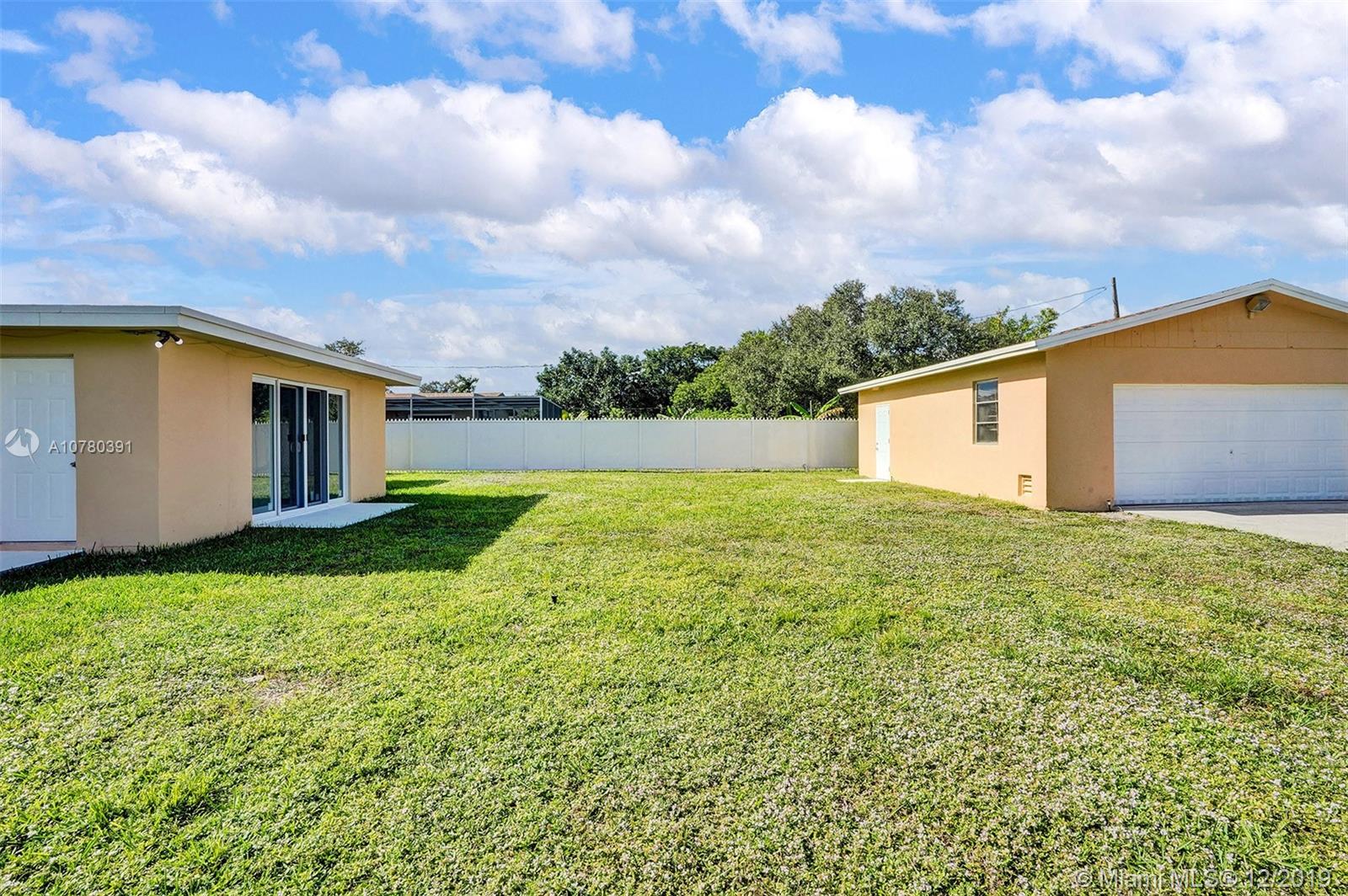 3701 North Longfellow Circle Hollywood, FL 33021 - Photo 30 of 49