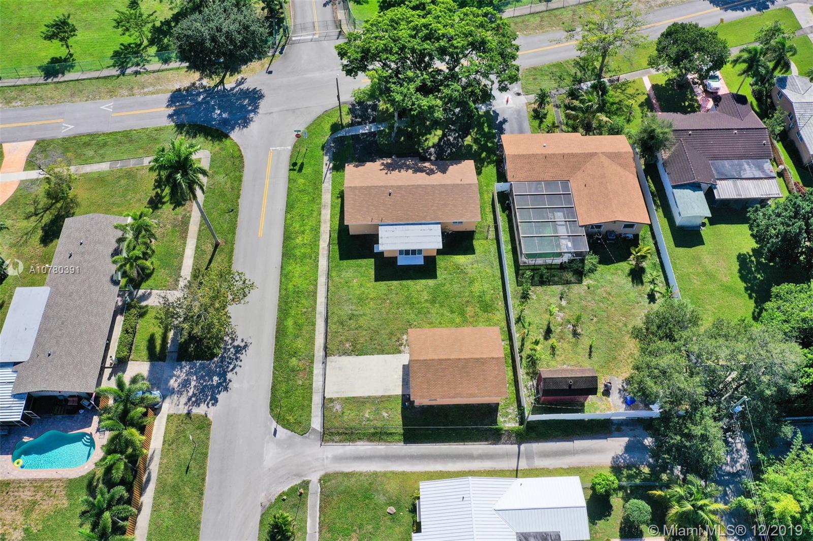 3701 North Longfellow Circle Hollywood, FL 33021 - Photo 40 of 49