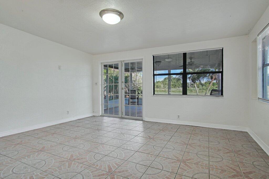 406 Elizabeth Road Lake Worth, FL 33461 - Photo 26 of 44 Florida Room
