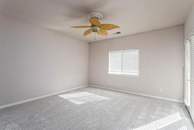 $479,000 | 586 West Lindquist Street, Kingsburg, CA 93631