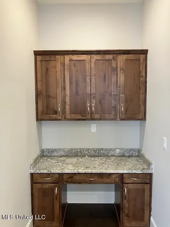 $379,900 | 3068 AC Freeman Drive West, Hernando, MS 38632