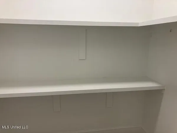 $379,900 | 3068 AC Freeman Drive West, Hernando, MS 38632