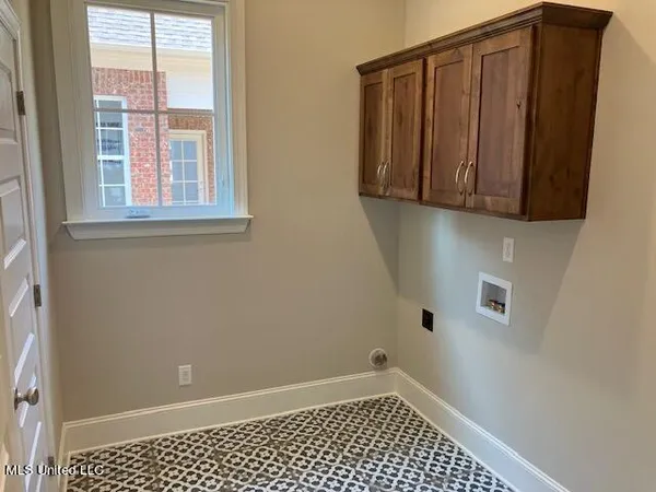 $379,900 | 3068 AC Freeman Drive West, Hernando, MS 38632