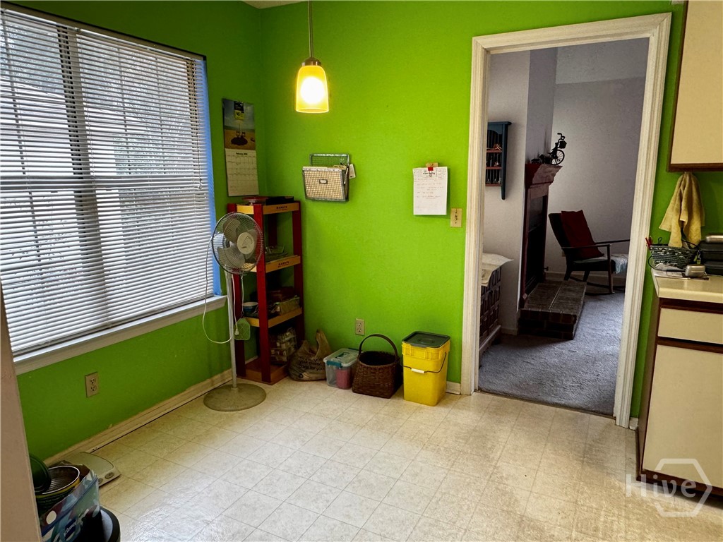 32 Deerwood Road Savannah, GA 31410 - Photo 5 of 35