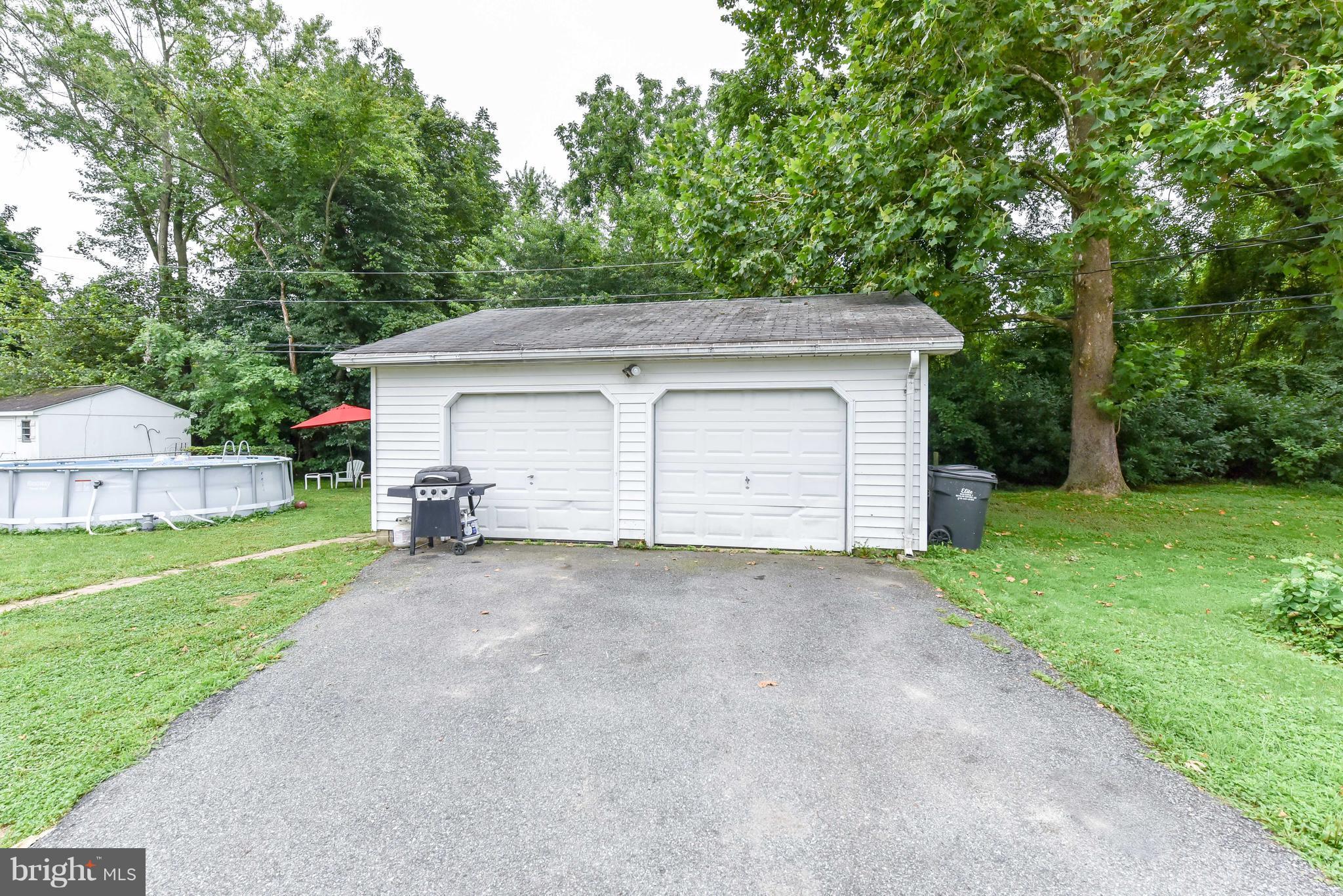 247 Sycamore Road Elkton, MD 21921 - Photo 3 of 26 24 x 24 Detached Garage with Storage Above