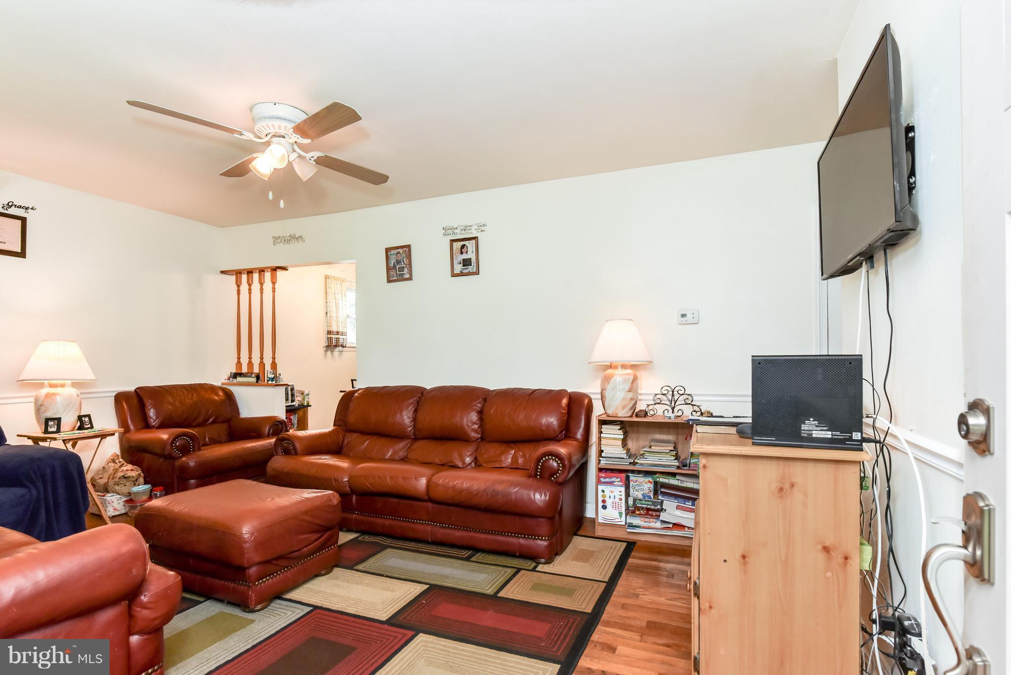247 Sycamore Road Elkton, MD 21921 - Photo 9 of 26 Living Room