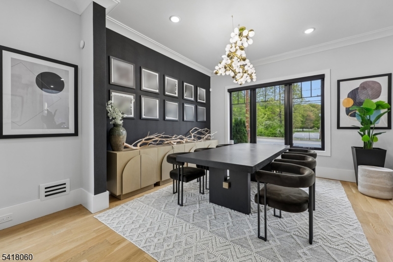 424 East Ridgewood Avenue Paramus, NJ 07652 - Photo 13 of 50 Gallery Image 13