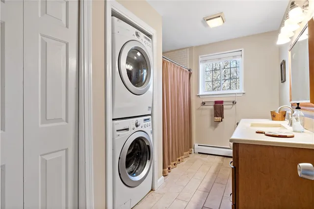 $615,000 | 9 Parsley Lane, Narragansett, RI 02874