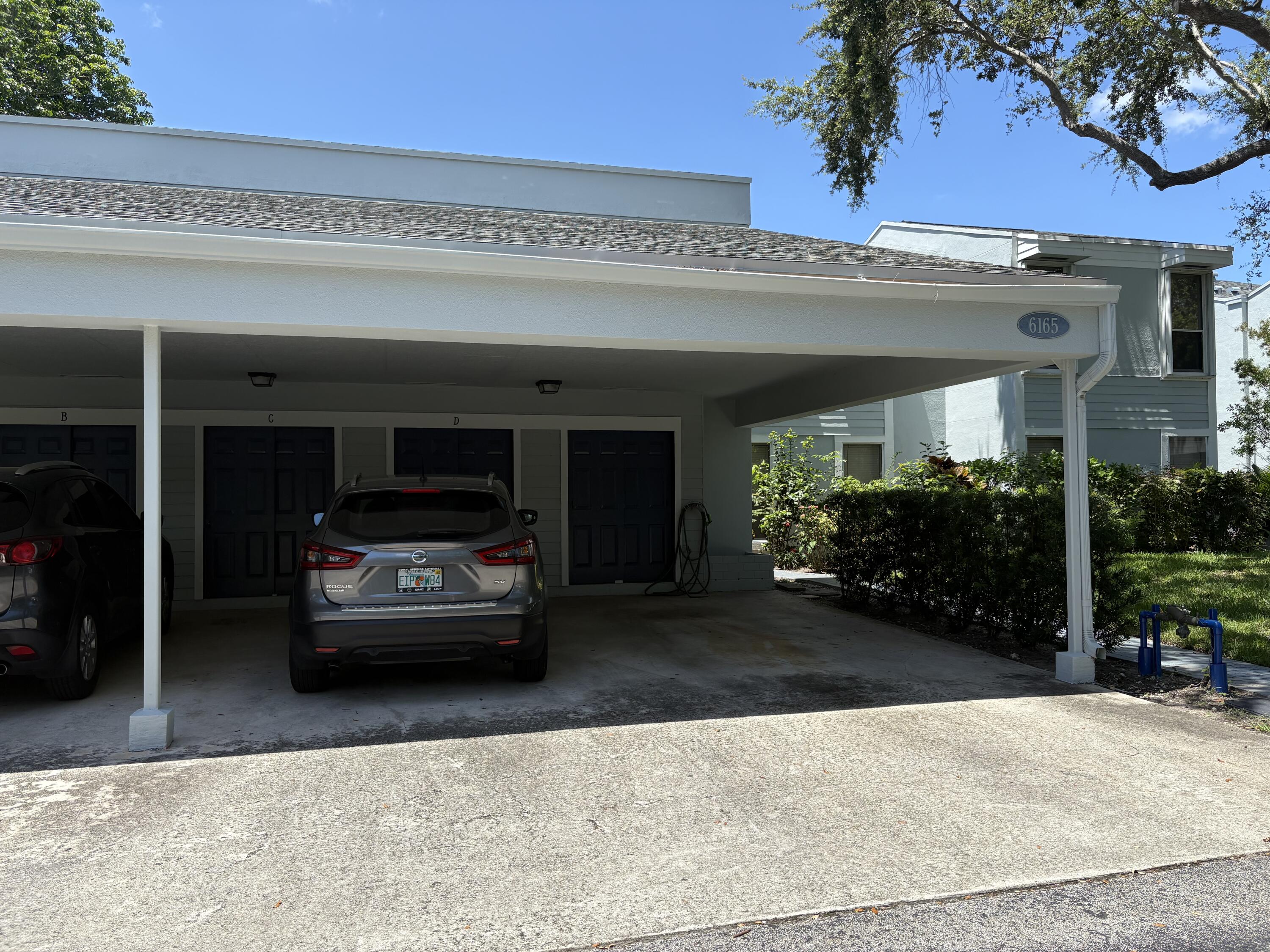 6165 Old Court Road, Unit 223 Boca Raton, FL 33433 - Photo 27 of 35 Carport