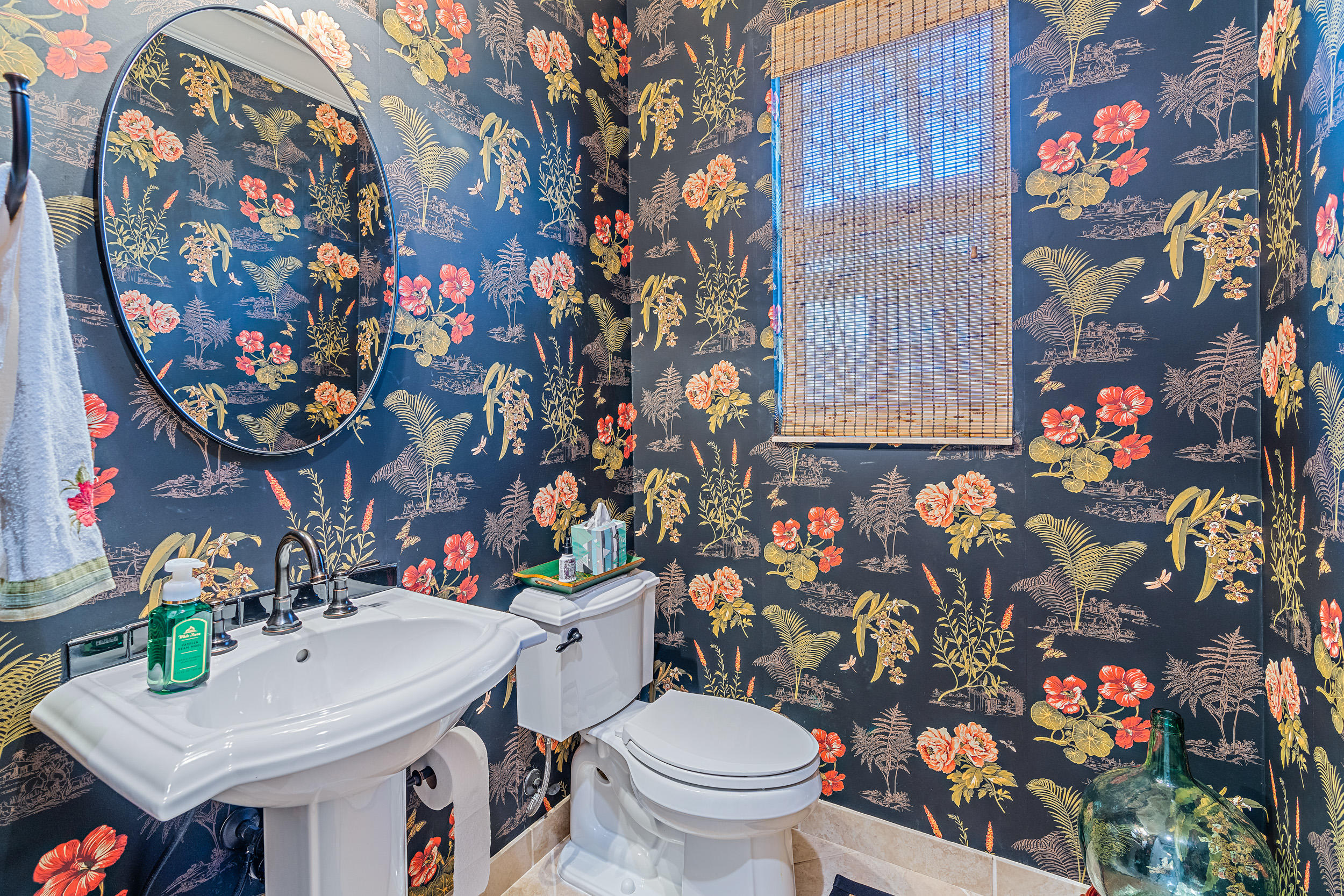 205 Carina Drive Jupiter, FL 33478 - Photo 11 of 46 Powder