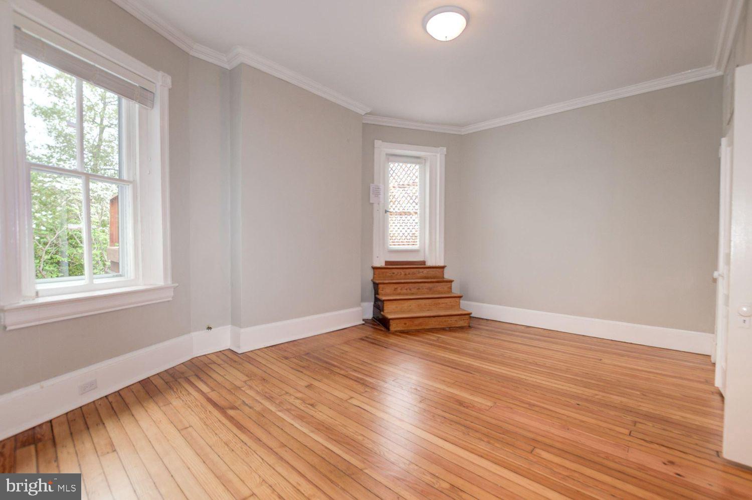 3252 N Street Northwest Washington, DC 20007 - Photo 8 of 9