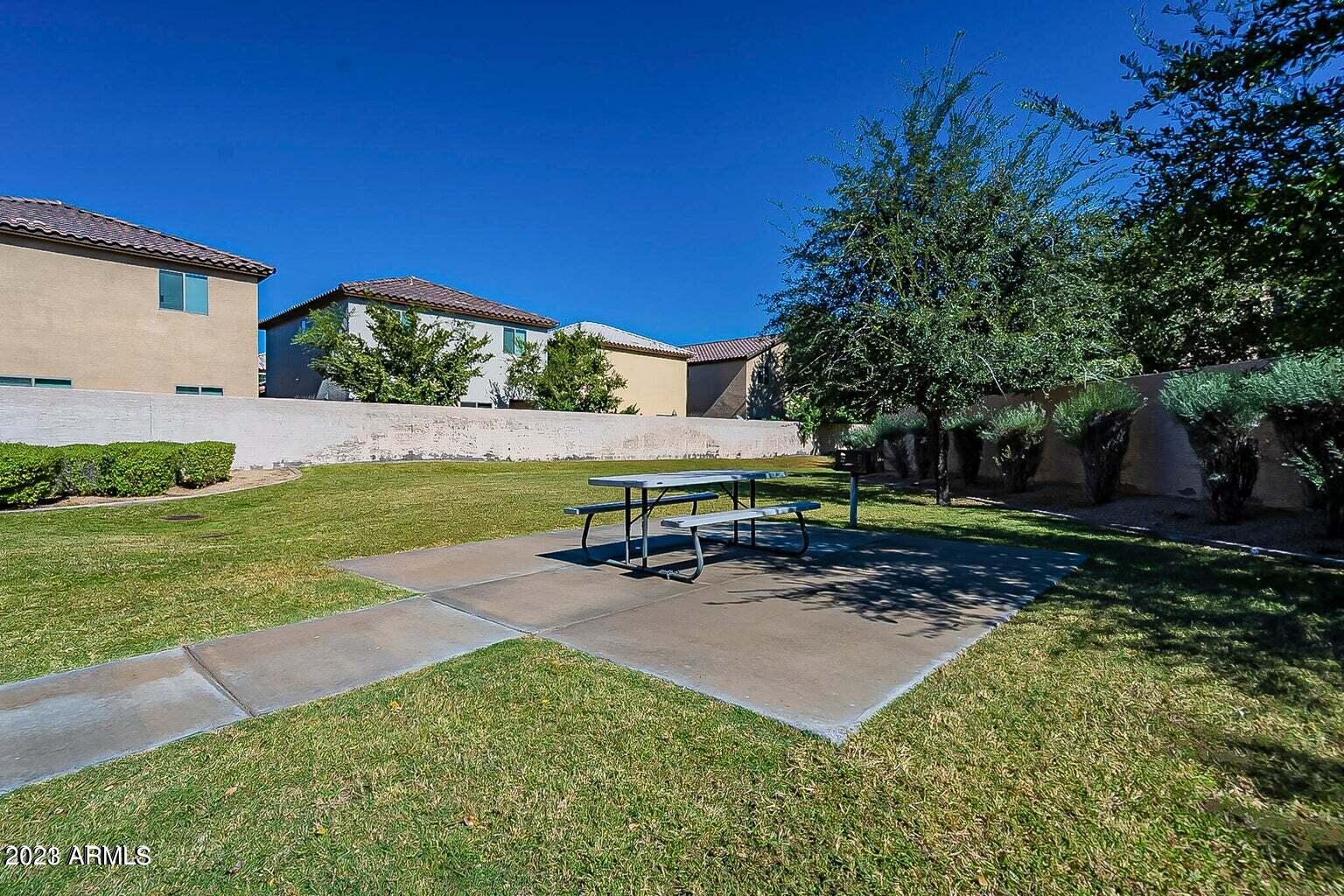 10225 West Camelback Road, Unit 23 Phoenix, AZ 85037 - Photo 40 of 44 common