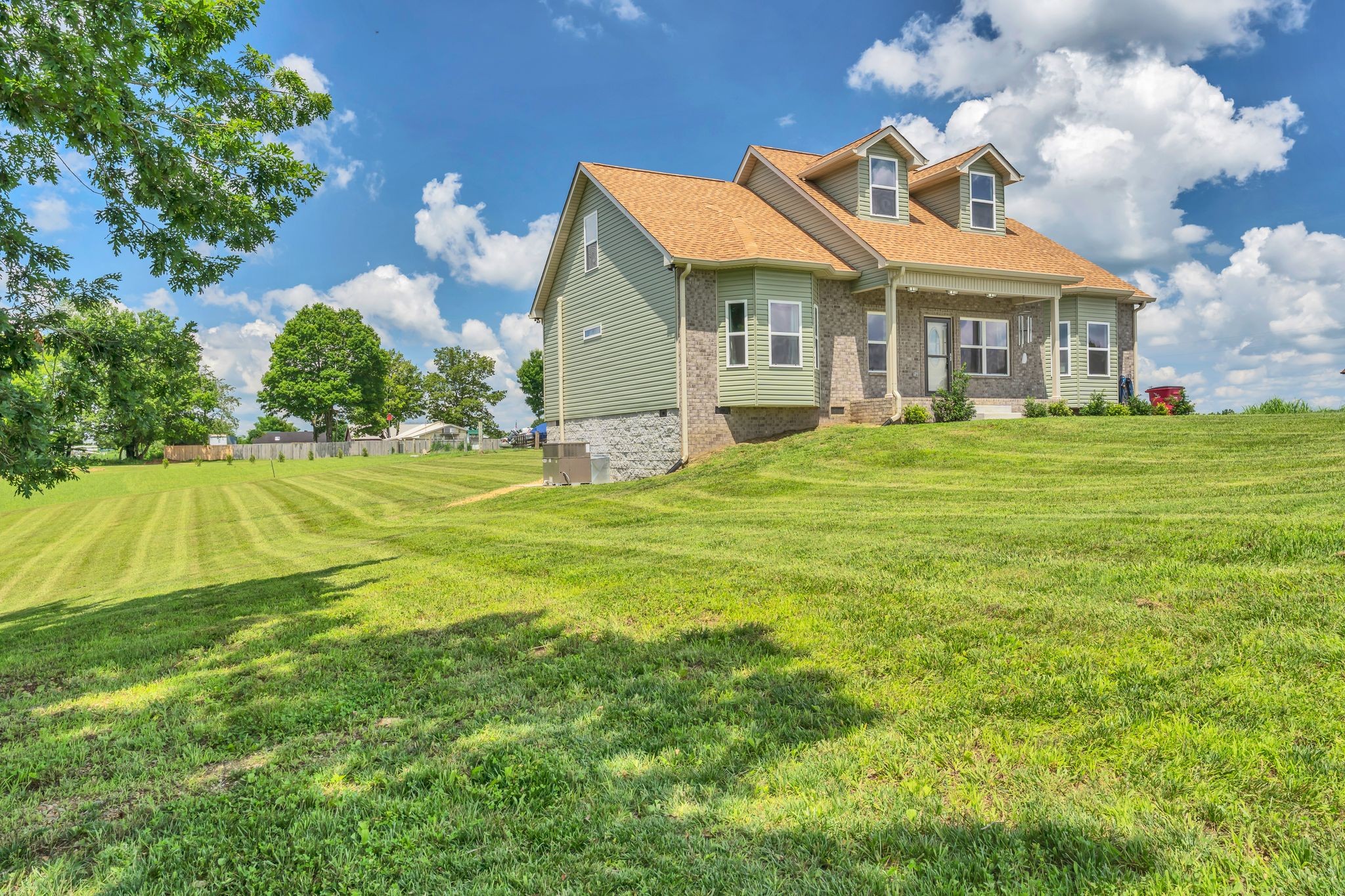 8024 Hoskins Hollow Road Westmoreland, TN 37186 - Photo 2 of 46