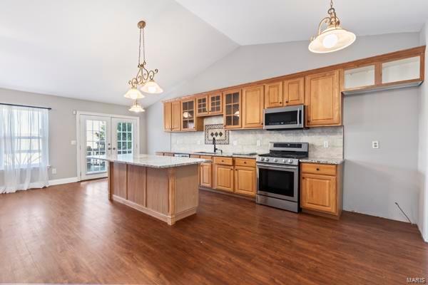 1844 Strawberry Ridge Drive Ballwin, MO 63021 - Photo 7 of 27 Gallery Image 7