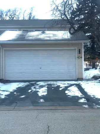 $3,200 | 434 Dogwood Terrace, Buffalo Grove, IL 60089