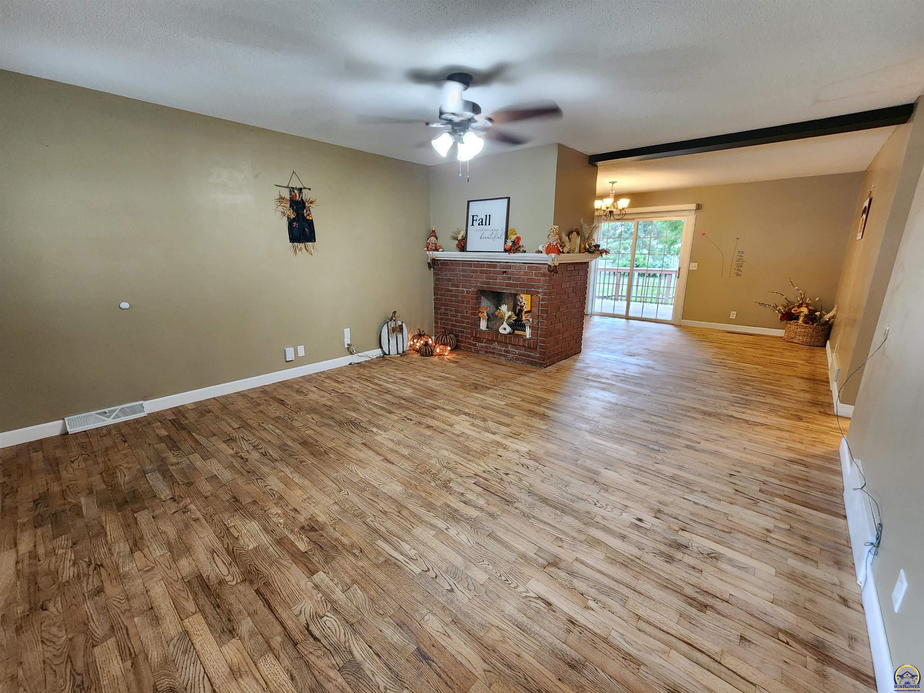 1239 Tomahawk Road Emporia, KS 66801 - Photo 4 of 38 Gallery Image 4