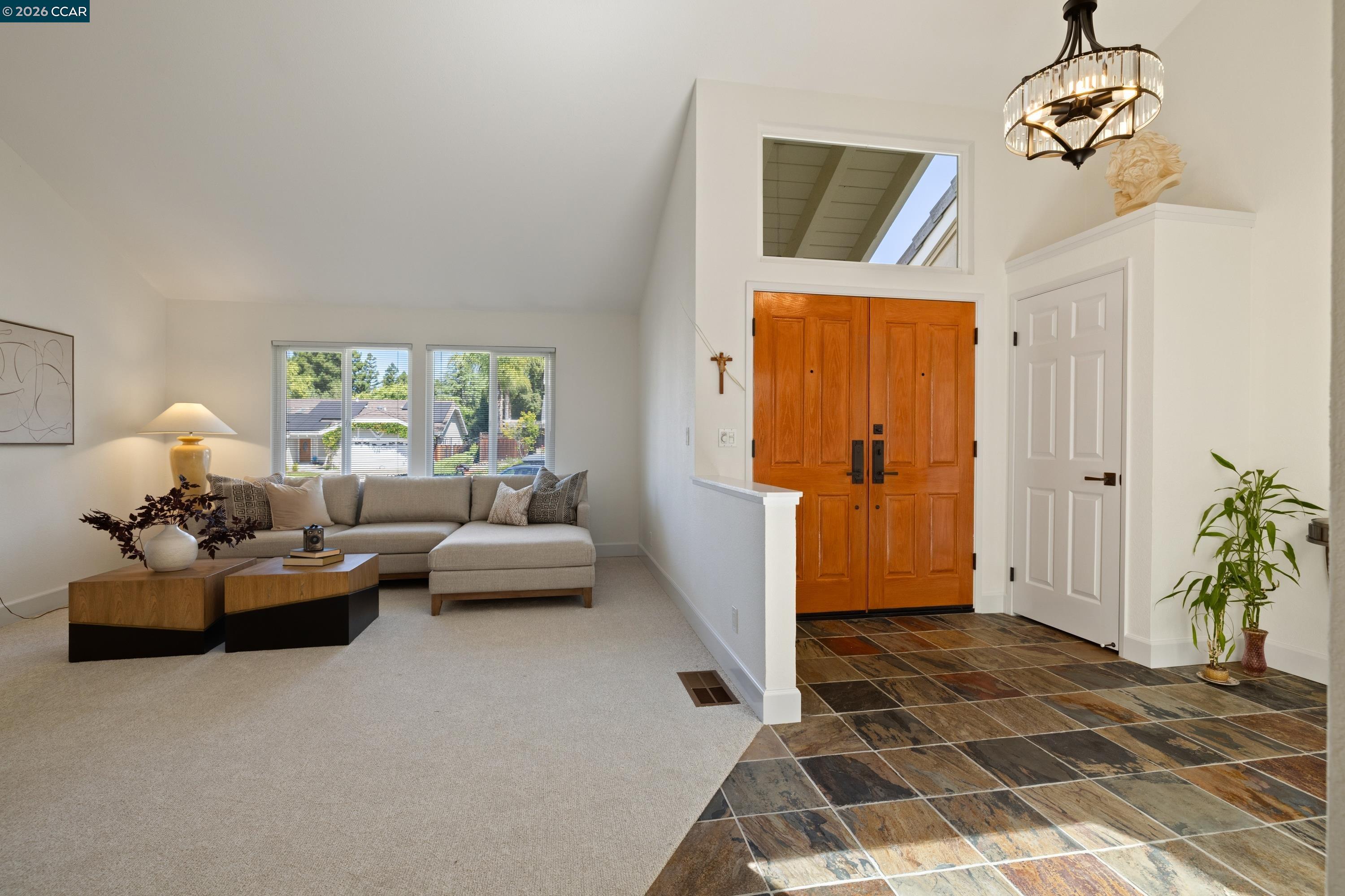 87 Lone Pine Court San Ramon, CA 94582 - Photo 8 of 54