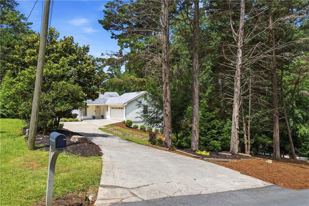 6014 Lake Lanier Heights Road Buford, GA 30518 - Photo 46 of 53