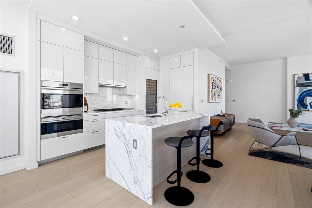 1 Franklin Street, Unit 4308 Boston, MA 02110 - Photo 12 of 41