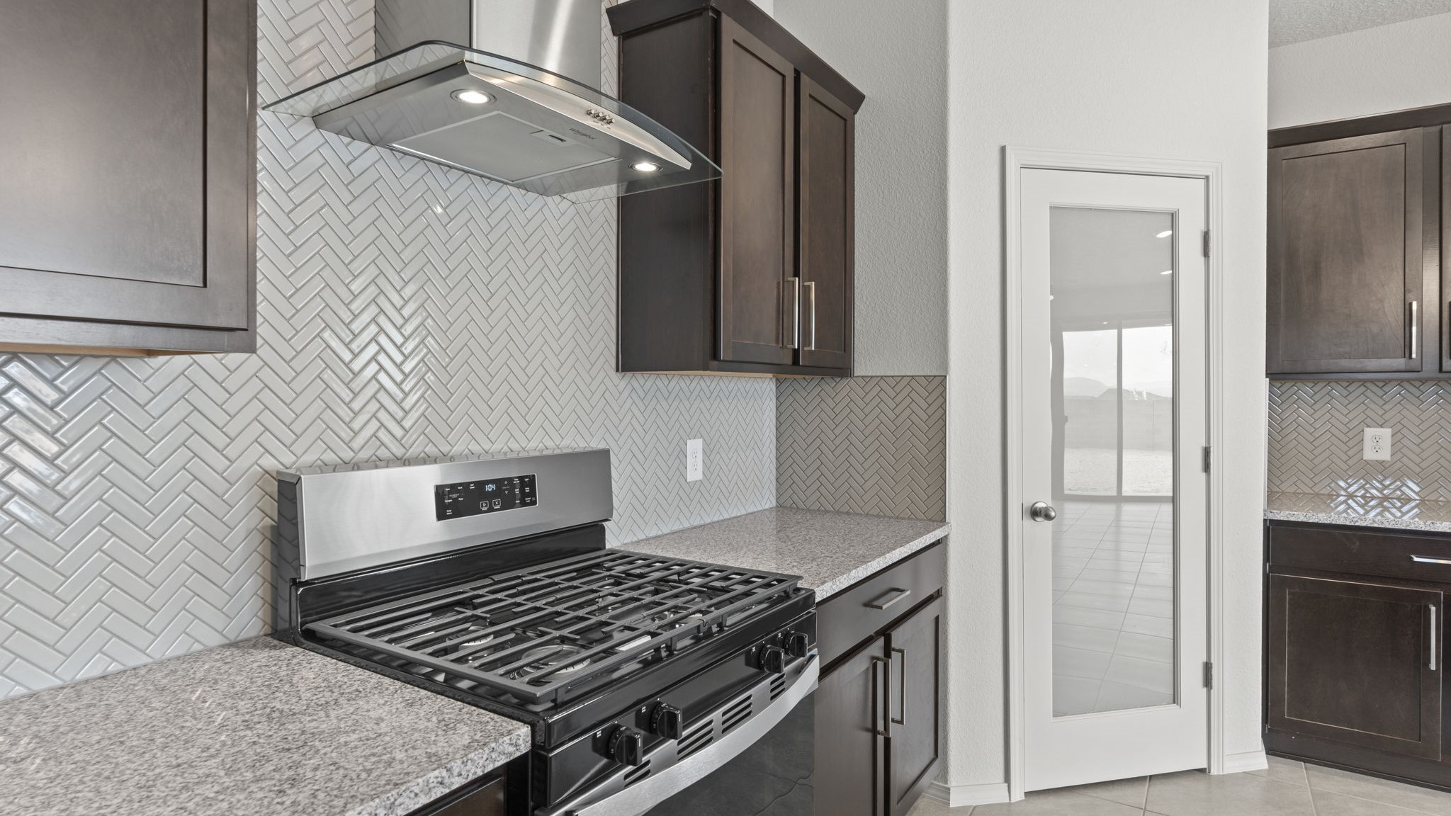4116 Emerson Drive Northeast Rio Rancho, NM 87144 - Photo 9 of 15 stock photo