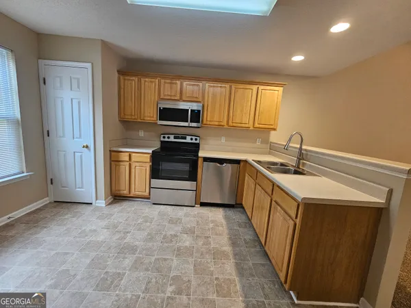 $212,900 | 208 Lossie Lane, McDonough, GA 30253