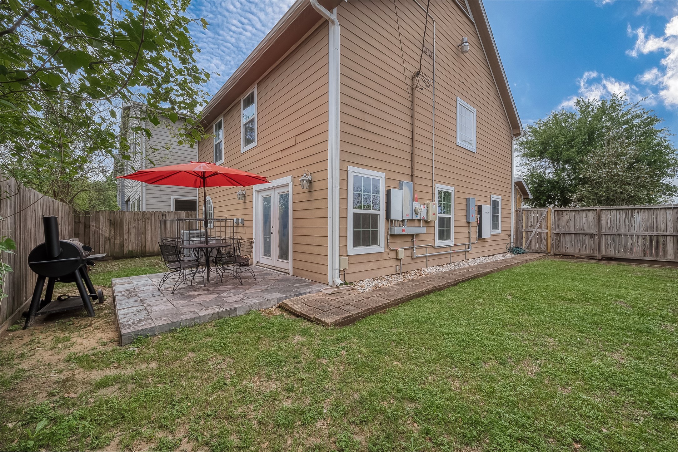6703 Winton Street Houston, TX 77021 - Photo 47 of 49 What a yard! You don't see this with the new construction in the area. Tesla battery which helps power solar panels.
