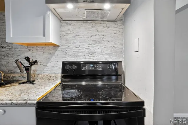 $79,900 | 10129 Ashbrook Drive, St. Louis, MO 63137