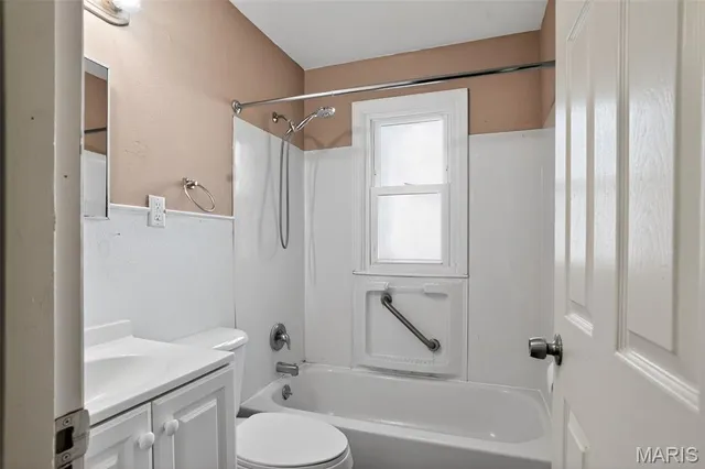 $79,900 | 10129 Ashbrook Drive, St. Louis, MO 63137