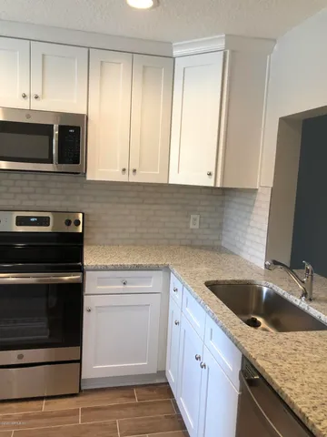 $1,450 | 3801 Crown Point Road, Unit 1132, Jacksonville, FL 32257