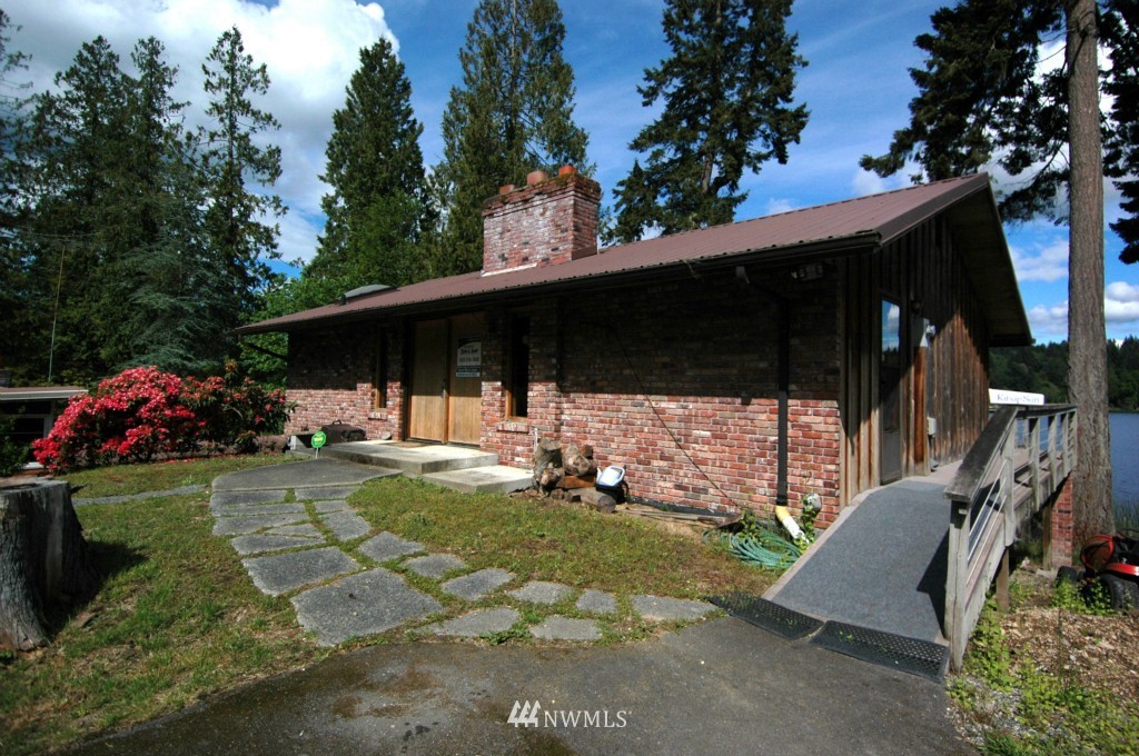 7213 Clover Valley Road Southeast Port Orchard, WA 98367 - Photo 1 of 14 Gallery Image 1