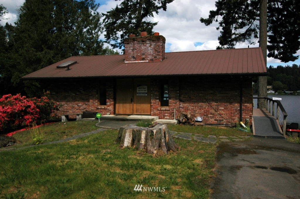 7213 Clover Valley Road Southeast Port Orchard, WA 98367 - Photo 2 of 14 Gallery Image 2