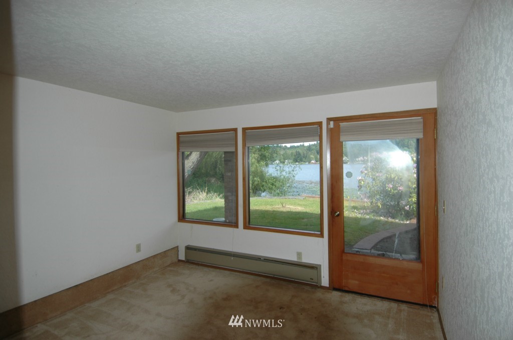 7213 Clover Valley Road Southeast Port Orchard, WA 98367 - Photo 10 of 14 Gallery Image 10