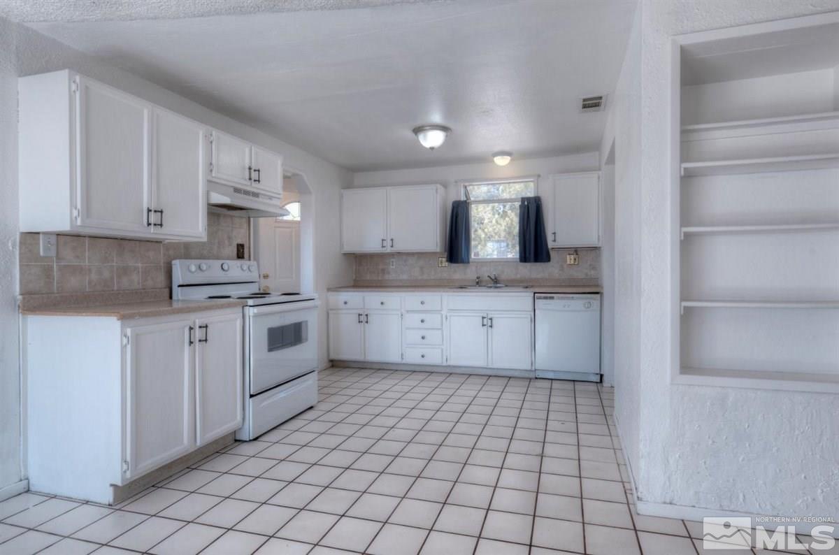 3735 Peregrine Circle Reno, NV 89508 - Photo 15 of 22 Photo 15