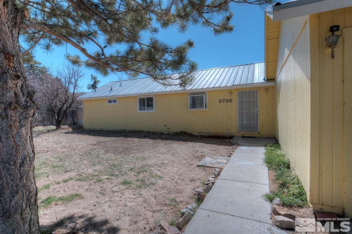 3735 Peregrine Circle Reno, NV 89508 - Photo 6 of 22 Photo 6