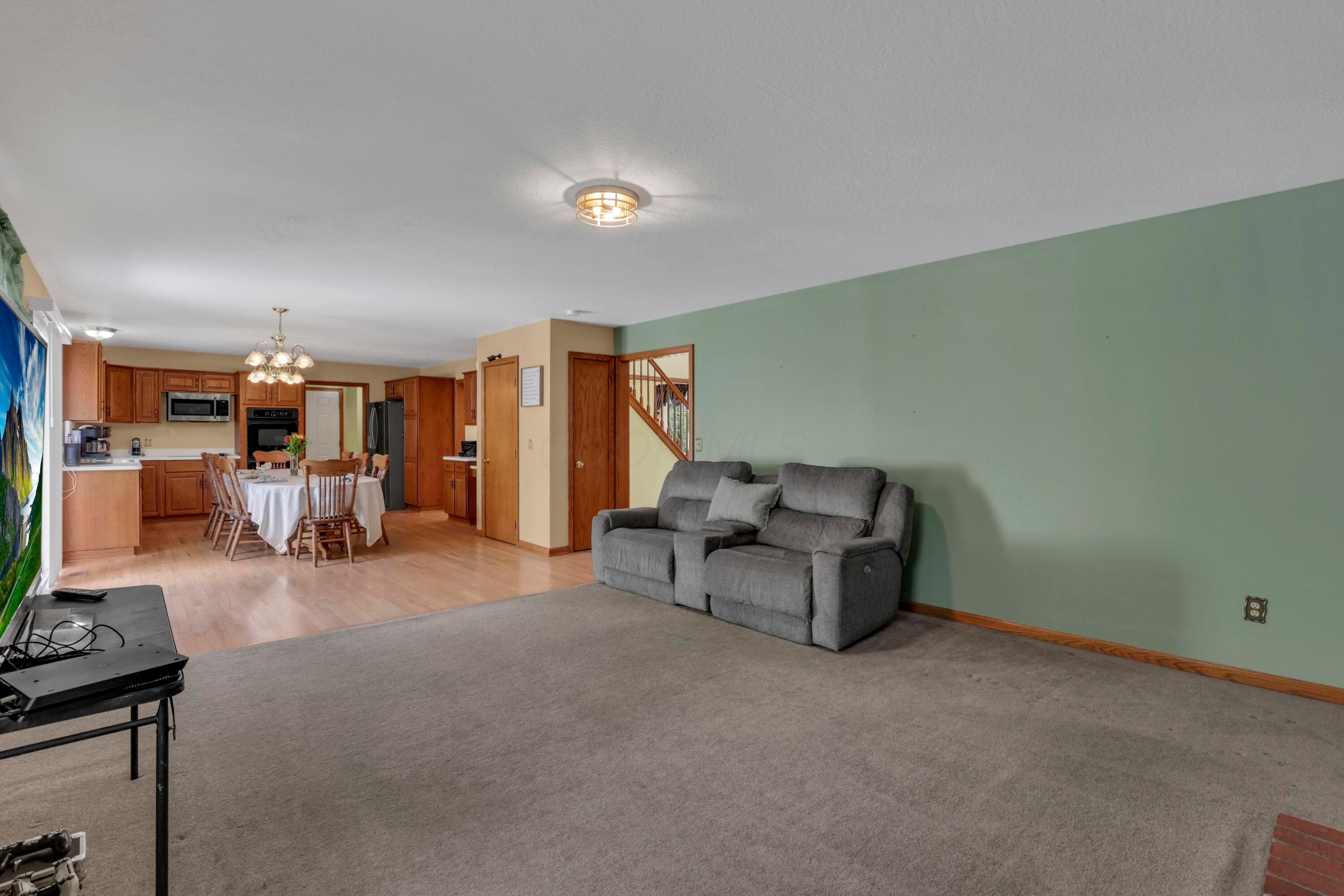 36050 Smith Chapel Road Logan, OH 43138 - Photo 37 of 99 29-print-011A2772