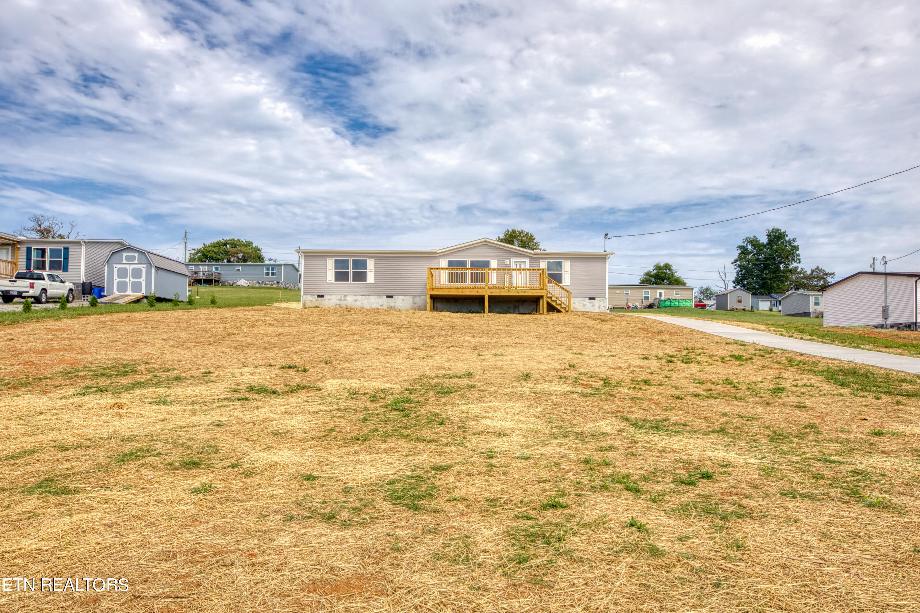 141 Schertz Lane Rutledge, TN 37861 - Photo 22 of 26 SHERRY 11