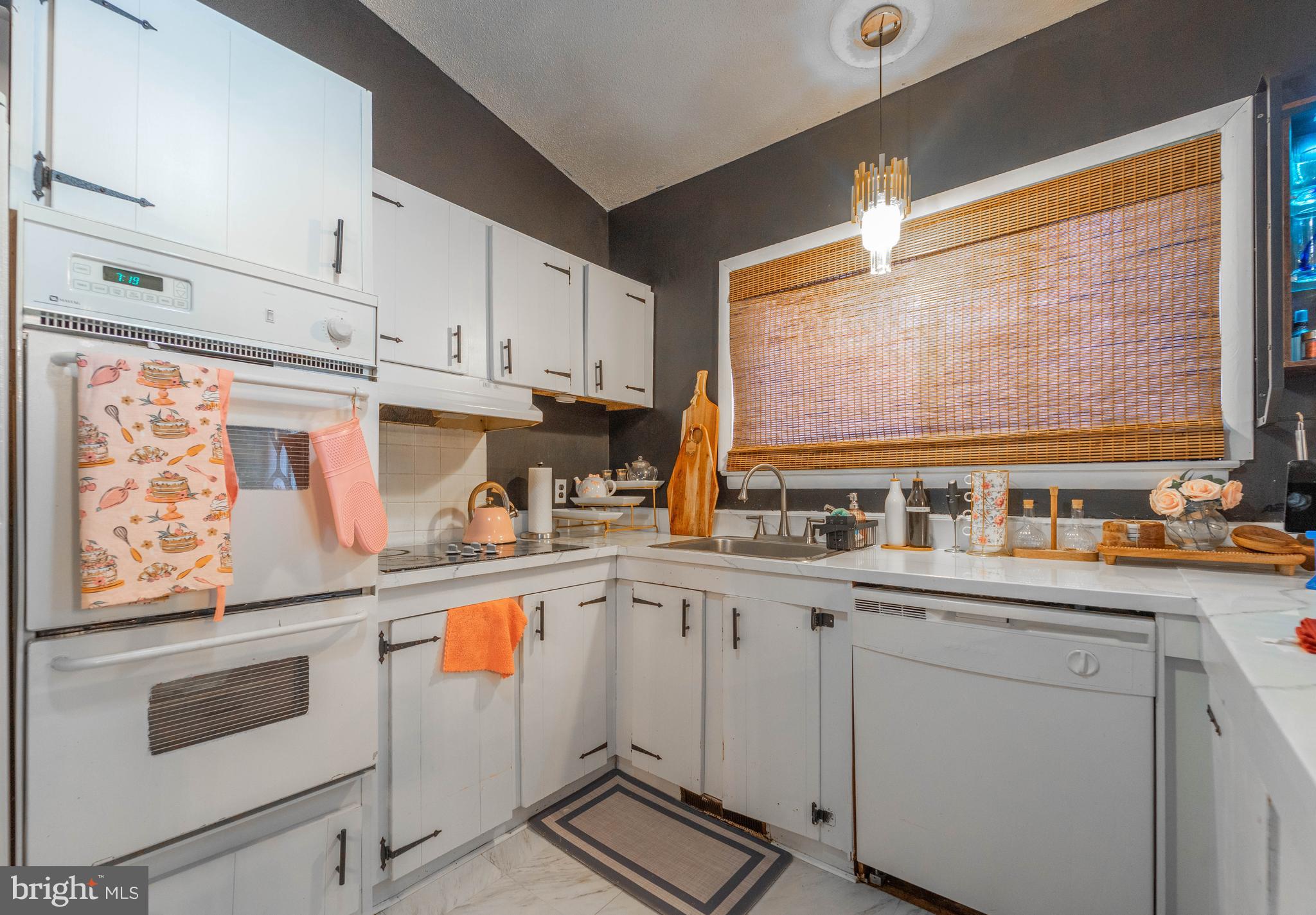 8334 Scotts Level Road Pikesville, MD 21208 - Photo 10 of 43 Gallery Image 10