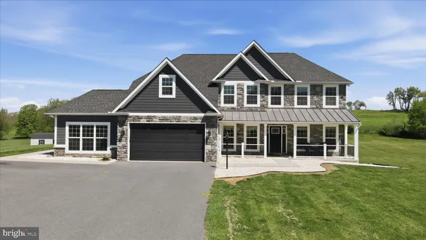 $799,900 | 8011 Hidden Valley Lane, Waynesboro, PA 17268