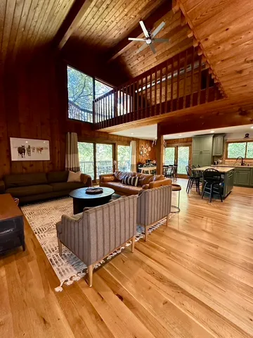 $599,900 | 10081 Haas Road, Rockton, IL 61072