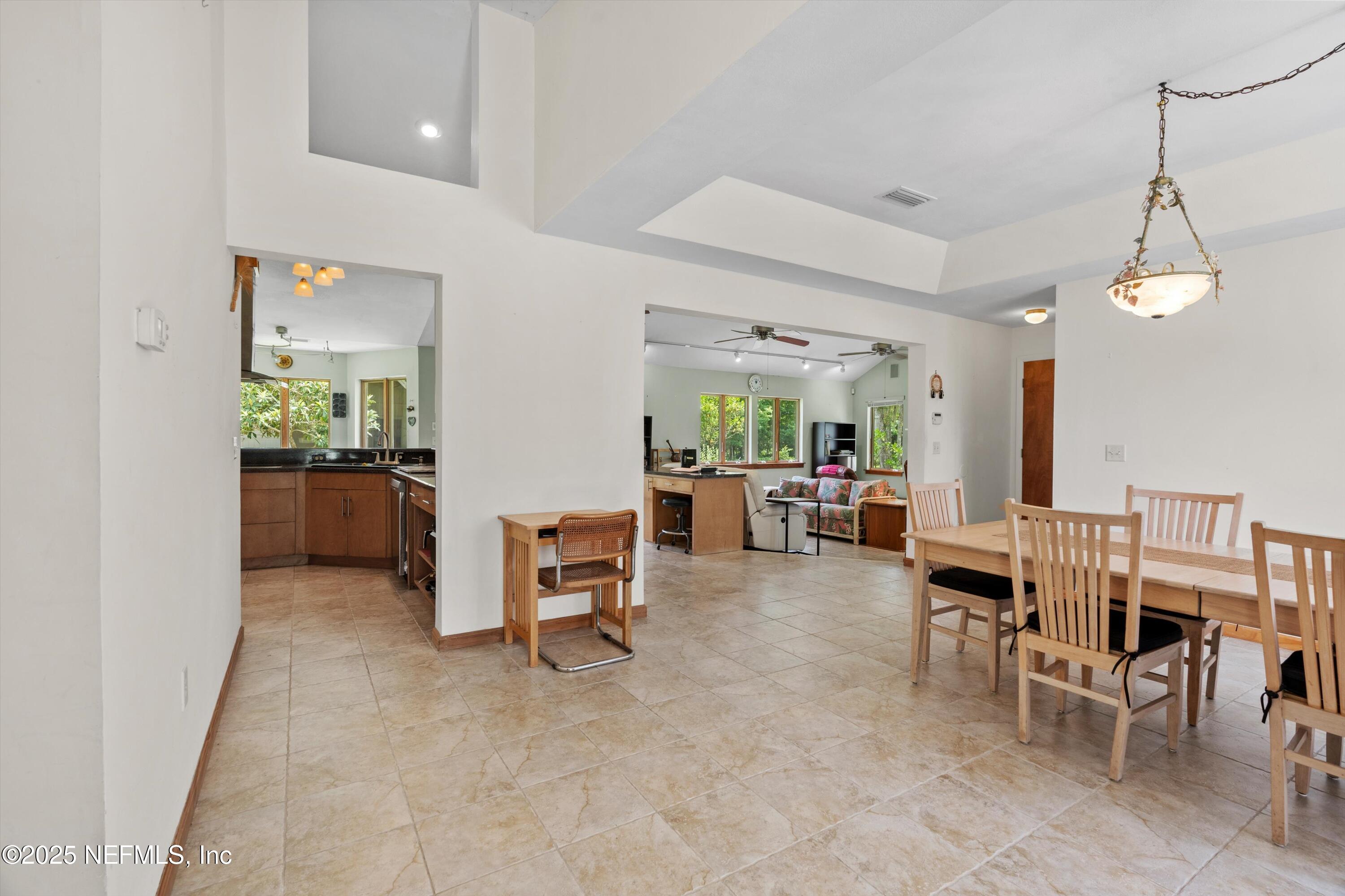 7720 Riverdale Road St. Augustine, FL 32092 - Photo 13 of 60 06-Foyer