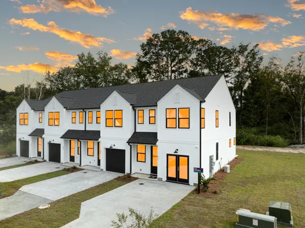 $315,000 | 336 Bremerton Drive, Goose Creek, SC 29445
