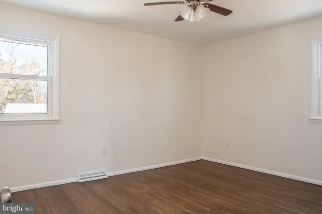 $414,900 | 151 East Lois Drive, Williamstown, NJ 08094