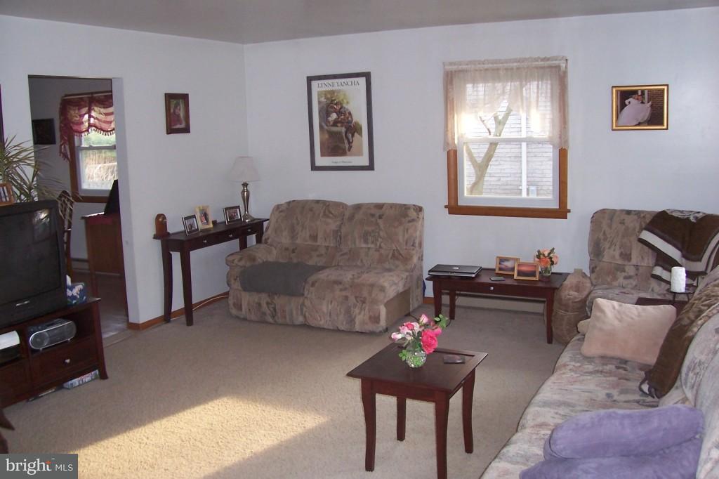 426 Ridgeview Avenue Elizabethtown, PA 17022 - Photo 11 of 18 Gallery Image 11