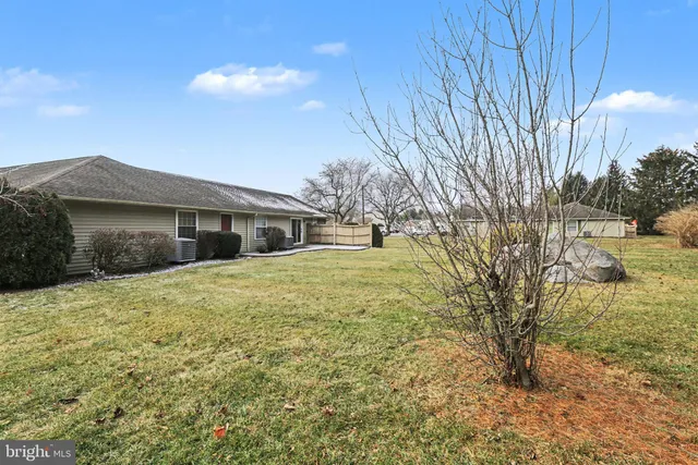 $199,000 | 143 Easterly Drive, Mechanicsburg, PA 17050