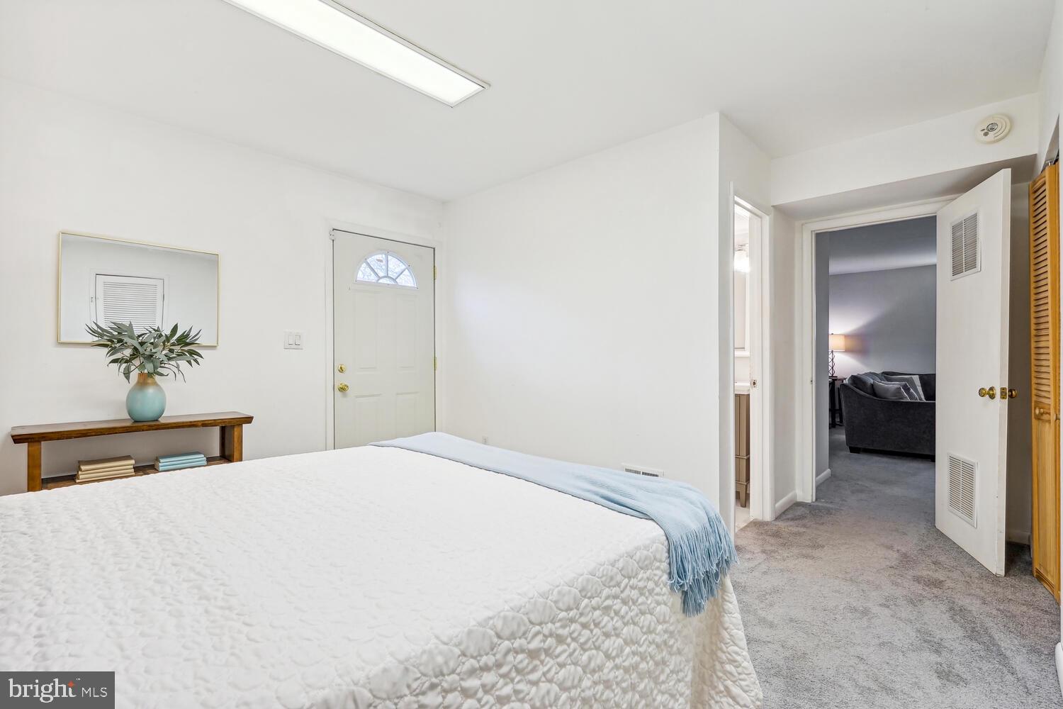 19508 Wootton Avenue Poolesville, MD 20837 - Photo 23 of 40