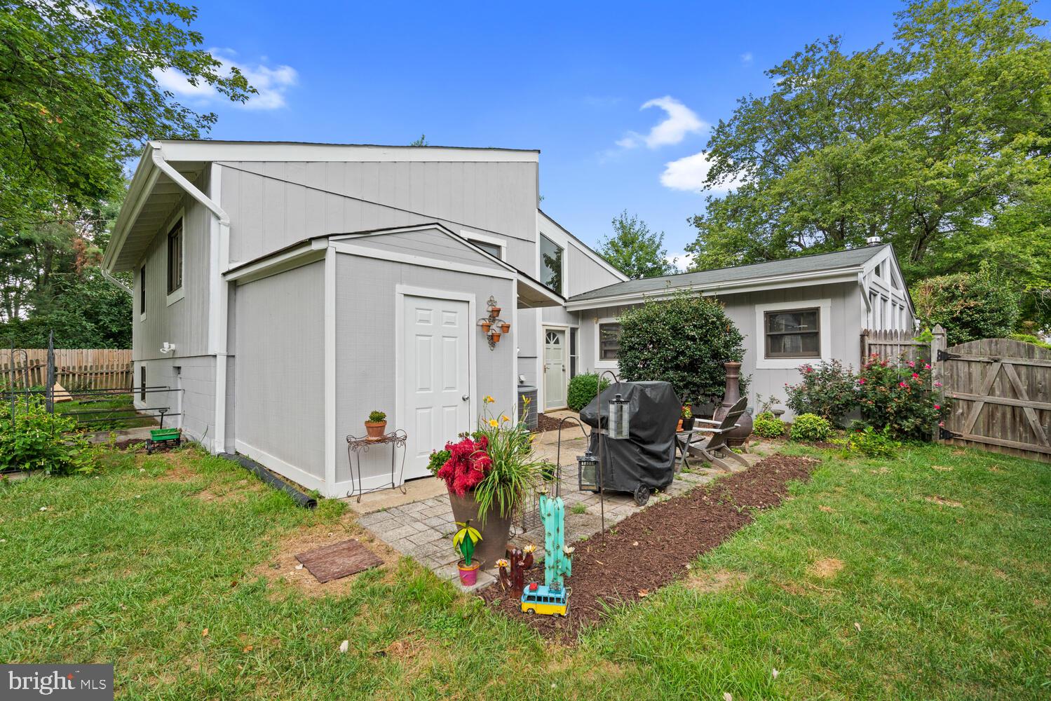 19508 Wootton Avenue Poolesville, MD 20837 - Photo 28 of 40