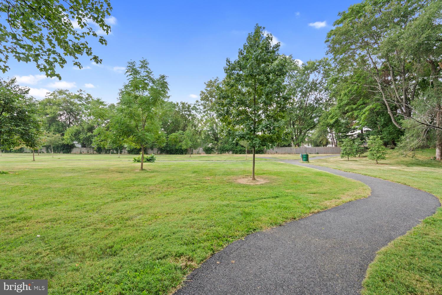 19508 Wootton Avenue Poolesville, MD 20837 - Photo 31 of 40